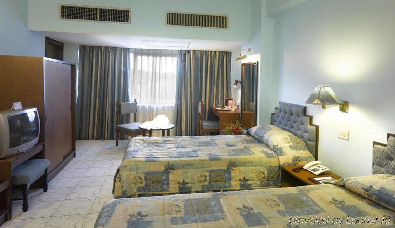 Peerless Hotel Durgapur Екстериор снимка